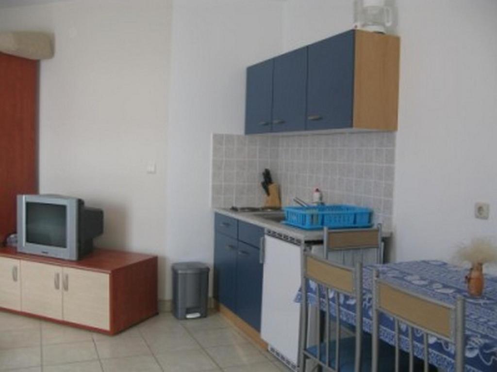 Apartments With A Parking Space Barbat, Rab - 16816 Barbat na Rabu Exterior foto